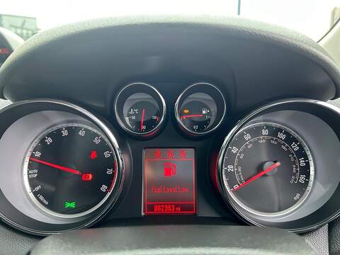 Vauxhall Mokka 1.4i Turbo Tech Line SUV 5dr Petrol Manual 2WD Euro 6 (s/s) (140 ps) - U356