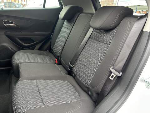 Vauxhall Mokka 1.4i Turbo Tech Line SUV 5dr Petrol Manual 2WD Euro 6 (s/s) (140 ps) - U356