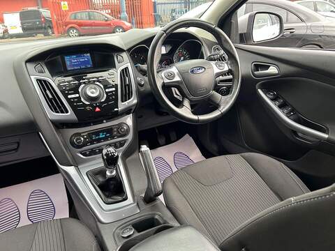 Ford Focus 1.6 TDCi Titanium Hatchback 5dr Diesel Manual Euro 5 (s/s) (115 ps) - U357
