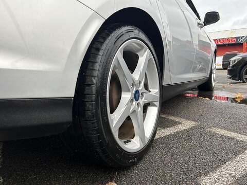 Ford Focus 1.6 TDCi Titanium Hatchback 5dr Diesel Manual Euro 5 (s/s) (115 ps) - U357