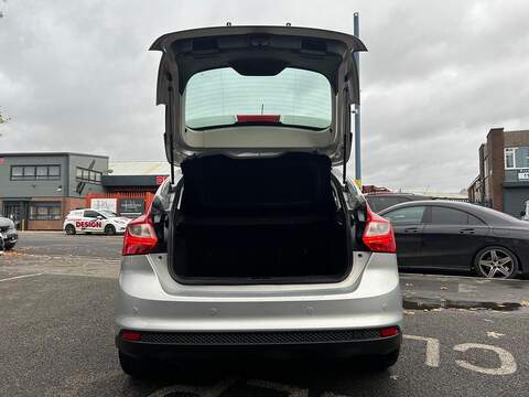 Ford Focus 1.6 TDCi Titanium Hatchback 5dr Diesel Manual Euro 5 (s/s) (115 ps) - U357