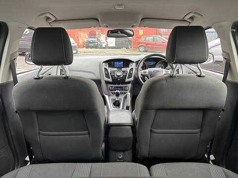 Ford Focus 1.6 TDCi Titanium Hatchback 5dr Diesel Manual Euro 5 (s/s) (115 ps) - U357