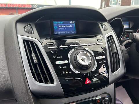 Ford Focus 1.6 TDCi Titanium Hatchback 5dr Diesel Manual Euro 5 (s/s) (115 ps) - U357