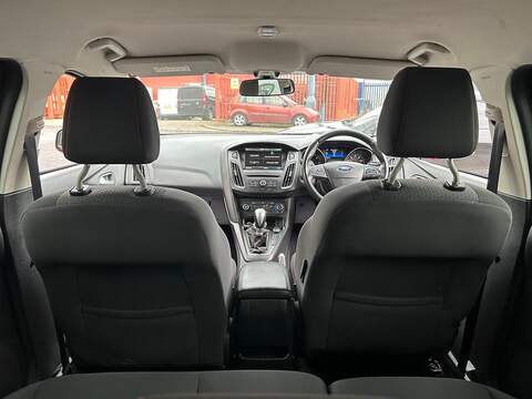 Ford Focus 2.0 TDCi Zetec S Red Edition Hatchback 5dr Diesel Manual Euro 6 (s/s) (150 ps) - U358