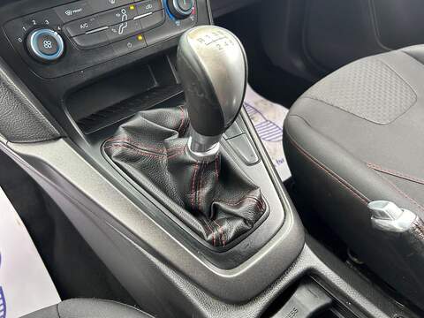 Ford Focus 2.0 TDCi Zetec S Red Edition Hatchback 5dr Diesel Manual Euro 6 (s/s) (150 ps) - U358