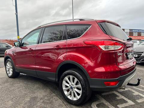 Ford Kuga 2.0 TDCi Titanium SUV 5dr Diesel Manual 2WD Euro 6 (s/s) (150 ps) - U359