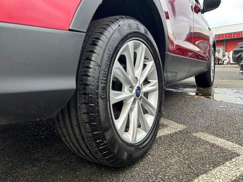 Ford Kuga 2.0 TDCi Titanium SUV 5dr Diesel Manual 2WD Euro 6 (s/s) (150 ps) - U359