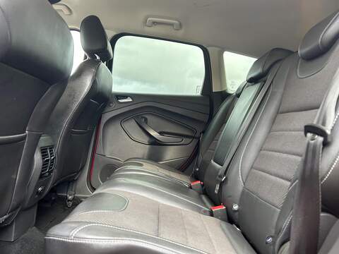 Ford Kuga 2.0 TDCi Titanium SUV 5dr Diesel Manual 2WD Euro 6 (s/s) (150 ps) - U359