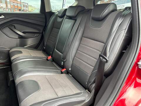 Ford Kuga 2.0 TDCi Titanium SUV 5dr Diesel Manual 2WD Euro 6 (s/s) (150 ps) - U359