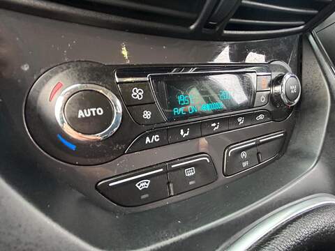 Ford Kuga 2.0 TDCi Titanium SUV 5dr Diesel Manual 2WD Euro 6 (s/s) (150 ps) - U359