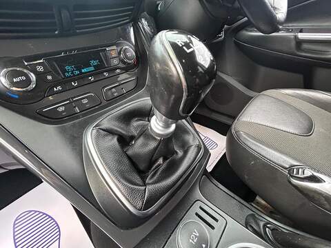 Ford Kuga 2.0 TDCi Titanium SUV 5dr Diesel Manual 2WD Euro 6 (s/s) (150 ps) - U359