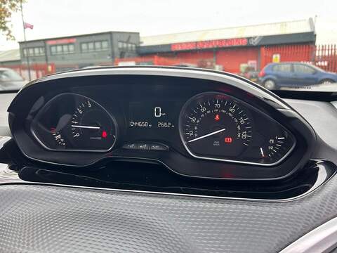 Peugeot 208 1.2 PureTech Allure Hatchback 5dr Petrol Manual Euro 6 (s/s) (82 ps) - U361