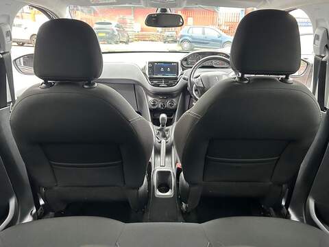 Peugeot 208 1.2 PureTech Allure Hatchback 5dr Petrol Manual Euro 6 (s/s) (82 ps) - U361