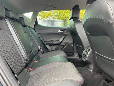 SEAT Leon 1.5 eTSI MHEV FR Hatchback 5dr Petrol Hybrid DSG Euro 6 (s/s) (150 ps) - U364