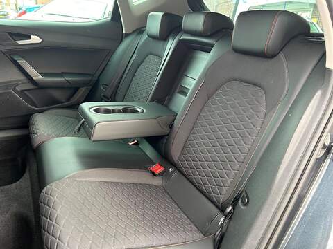 SEAT Leon 1.5 eTSI MHEV FR Hatchback 5dr Petrol Hybrid DSG Euro 6 (s/s) (150 ps) - U364