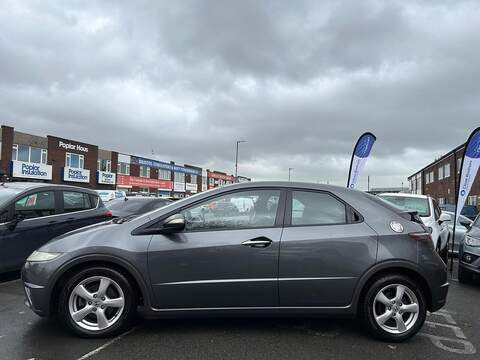Honda Civic 1.8 i-VTEC SE Hatchback 5dr Petrol Manual (152 g/km, 138 bhp) - U366