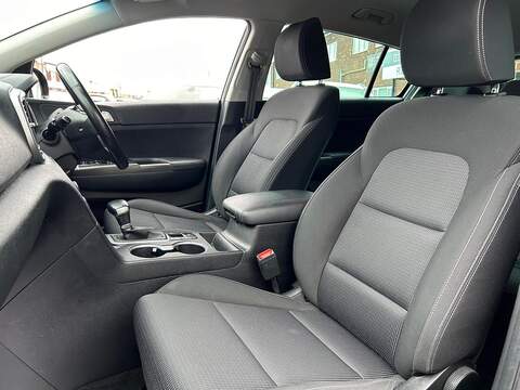 Kia Sportage 1.6 CRDi MHEV 2 SUV 5dr Diesel Hybrid DCT Euro 6 (s/s) (134 bhp) - U368