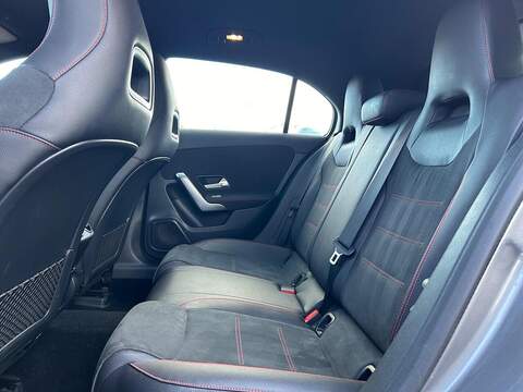 Mercedes-Benz A Class 2.0 A200d AMG Line (Executive) Hatchback 5dr Diesel 8G-DCT Euro 6 (s/s) (150 ps) - U370