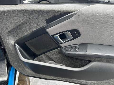 BMW i3 33kWh Hatchback 5dr Petrol Plug-in Hybrid Auto Euro 6 (s/s) (Range Extender) (170 ps) - U371