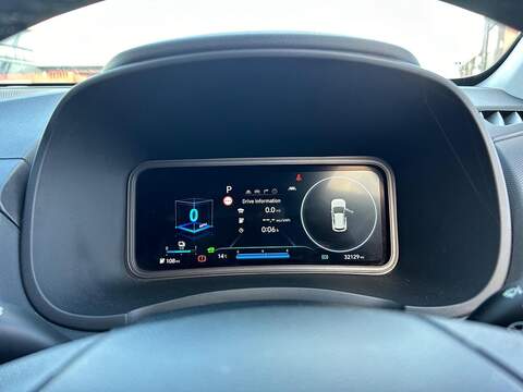 Hyundai KONA 39kWh Premium SUV 5dr Electric Auto (10.5kW Charger) (136 ps) - U373