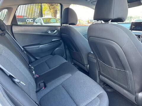 Hyundai KONA 39kWh Premium SUV 5dr Electric Auto (10.5kW Charger) (136 ps) - U373
