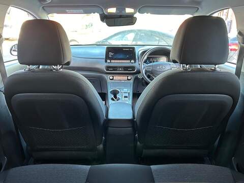 Hyundai KONA 39kWh Premium SUV 5dr Electric Auto (10.5kW Charger) (136 ps) - U373