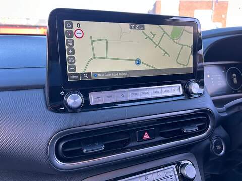 Hyundai KONA 39kWh Premium SUV 5dr Electric Auto (10.5kW Charger) (136 ps) - U373