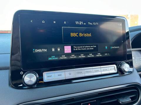 Hyundai KONA 39kWh Premium SUV 5dr Electric Auto (10.5kW Charger) (136 ps) - U373