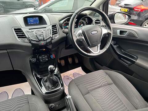 Ford Fiesta 1.25 Zetec Hatchback 5dr Petrol Manual Euro 6 (82 ps) - U375