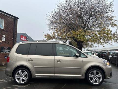 Volkswagen Touran 1.6 TDI BlueMotion Tech SE MPV 5dr Diesel DSG Euro 5 (s/s) (105 ps) - U376