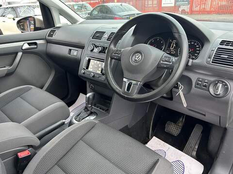 Volkswagen Touran 1.6 TDI BlueMotion Tech SE MPV 5dr Diesel DSG Euro 5 (s/s) (105 ps) - U376