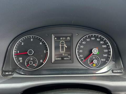 Volkswagen Touran 1.6 TDI BlueMotion Tech SE MPV 5dr Diesel DSG Euro 5 (s/s) (105 ps) - U376