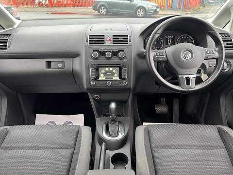 Volkswagen Touran 1.6 TDI BlueMotion Tech SE MPV 5dr Diesel DSG Euro 5 (s/s) (105 ps) - U376