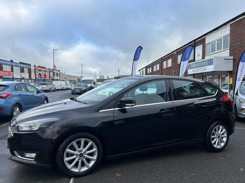 Ford Focus 1.5 TDCi Titanium Hatchback 5dr Diesel Manual Euro 6 (s/s) (120 ps) - U378