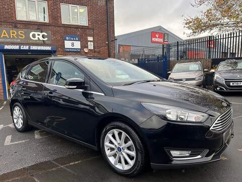 Ford Focus 1.5 TDCi Titanium Hatchback 5dr Diesel Manual Euro 6 (s/s) (120 ps) - U378