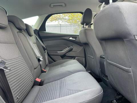 Ford Focus 1.5 TDCi Titanium Hatchback 5dr Diesel Manual Euro 6 (s/s) (120 ps) - U378