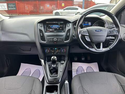 Ford Focus 1.5 TDCi Titanium Hatchback 5dr Diesel Manual Euro 6 (s/s) (120 ps) - U378