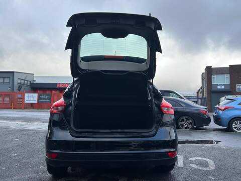 Ford Focus 1.5 TDCi Titanium Hatchback 5dr Diesel Manual Euro 6 (s/s) (120 ps) - U378