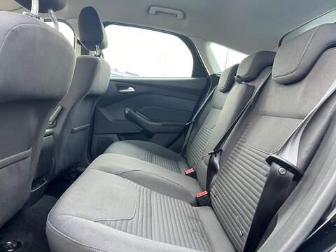 Ford Focus 1.5 TDCi Titanium Hatchback 5dr Diesel Manual Euro 6 (s/s) (120 ps) - U378