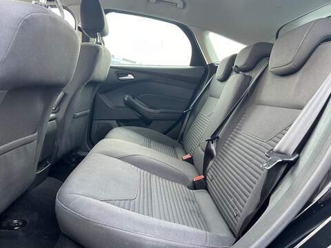 Ford Focus 1.5 TDCi Titanium Hatchback 5dr Diesel Manual Euro 6 (s/s) (120 ps) - U378