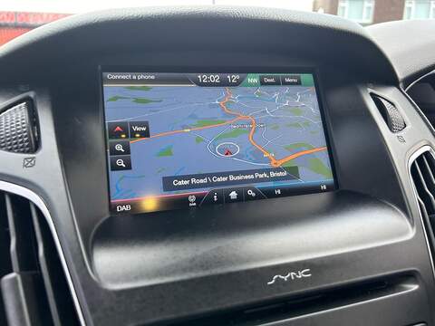 Ford Focus 1.5 TDCi Titanium Hatchback 5dr Diesel Manual Euro 6 (s/s) (120 ps) - U378