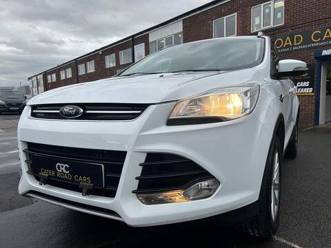 Ford Kuga 2.0 TDCi Titanium SUV 5dr Diesel Manual AWD Euro 6 (s/s) (180 ps) - U380