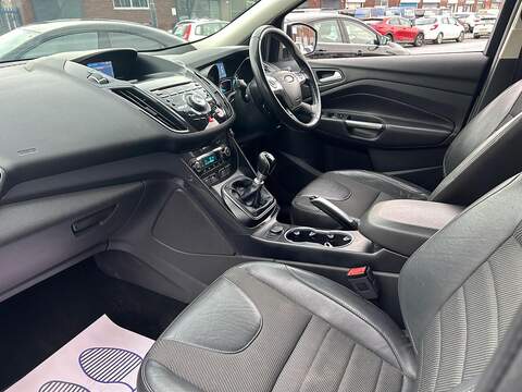 Ford Kuga 2.0 TDCi Titanium SUV 5dr Diesel Manual AWD Euro 6 (s/s) (180 ps) - U380