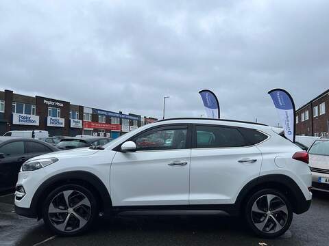 Hyundai TUCSON 2.0 CRDi Blue Drive Premium SE SUV 5dr Diesel Manual Euro 6 (s/s) (136 ps) - U389