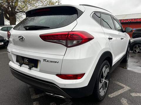 Hyundai TUCSON 2.0 CRDi Blue Drive Premium SE SUV 5dr Diesel Manual Euro 6 (s/s) (136 ps) - U389