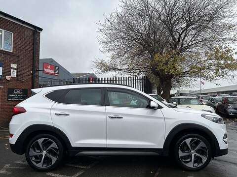 Hyundai TUCSON 2.0 CRDi Blue Drive Premium SE SUV 5dr Diesel Manual Euro 6 (s/s) (136 ps) - U389