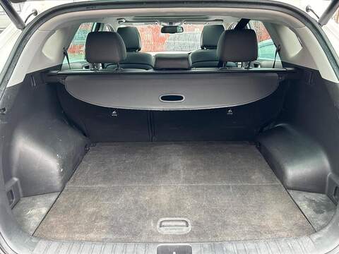 Hyundai TUCSON 2.0 CRDi Blue Drive Premium SE SUV 5dr Diesel Manual Euro 6 (s/s) (136 ps) - U389