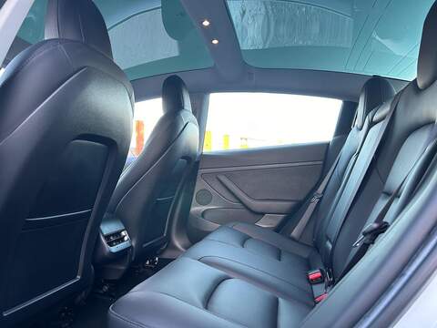 Tesla Model 3 (Dual Motor) Long Range Saloon 4dr Electric Auto 4WDE (346 ps) - U391