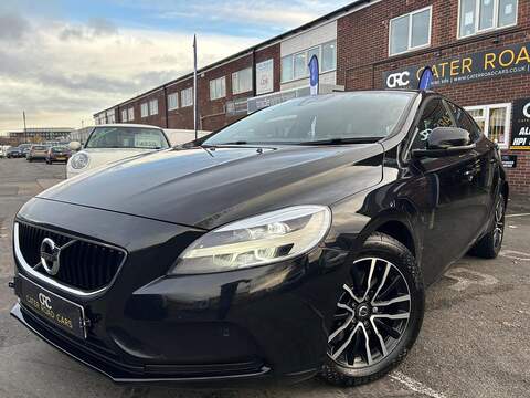 Volvo V40 2.0 T2 R-Design Edition Hatchback 5dr Petrol Manual Euro 6 (s/s) (122 ps) - U393