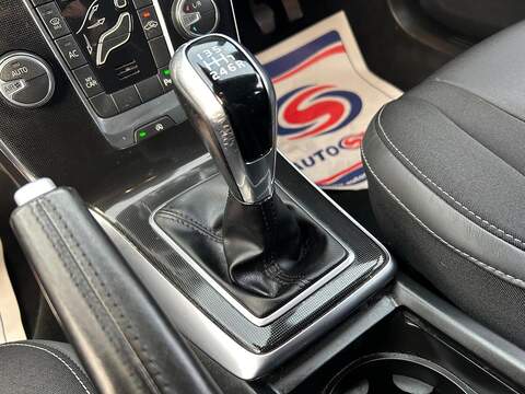 Volvo V40 2.0 T2 R-Design Edition Hatchback 5dr Petrol Manual Euro 6 (s/s) (122 ps) - U393